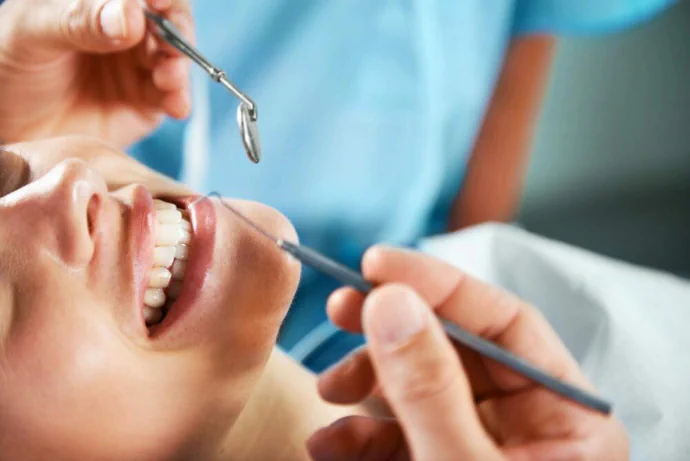 Tooth cleanings and regular dental checkups in Franklin, TN at East Franklin Dentistry.